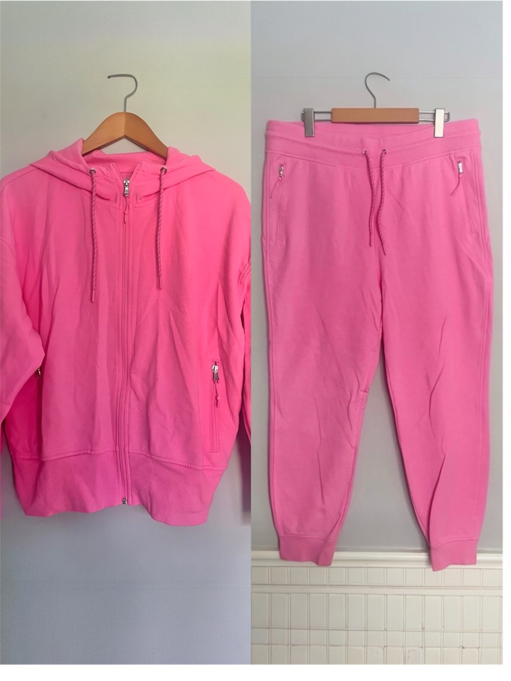 Old Navy High-Waisted Dynamic Fleece Jogger Sweatpants and Zip Up Hoodie Set